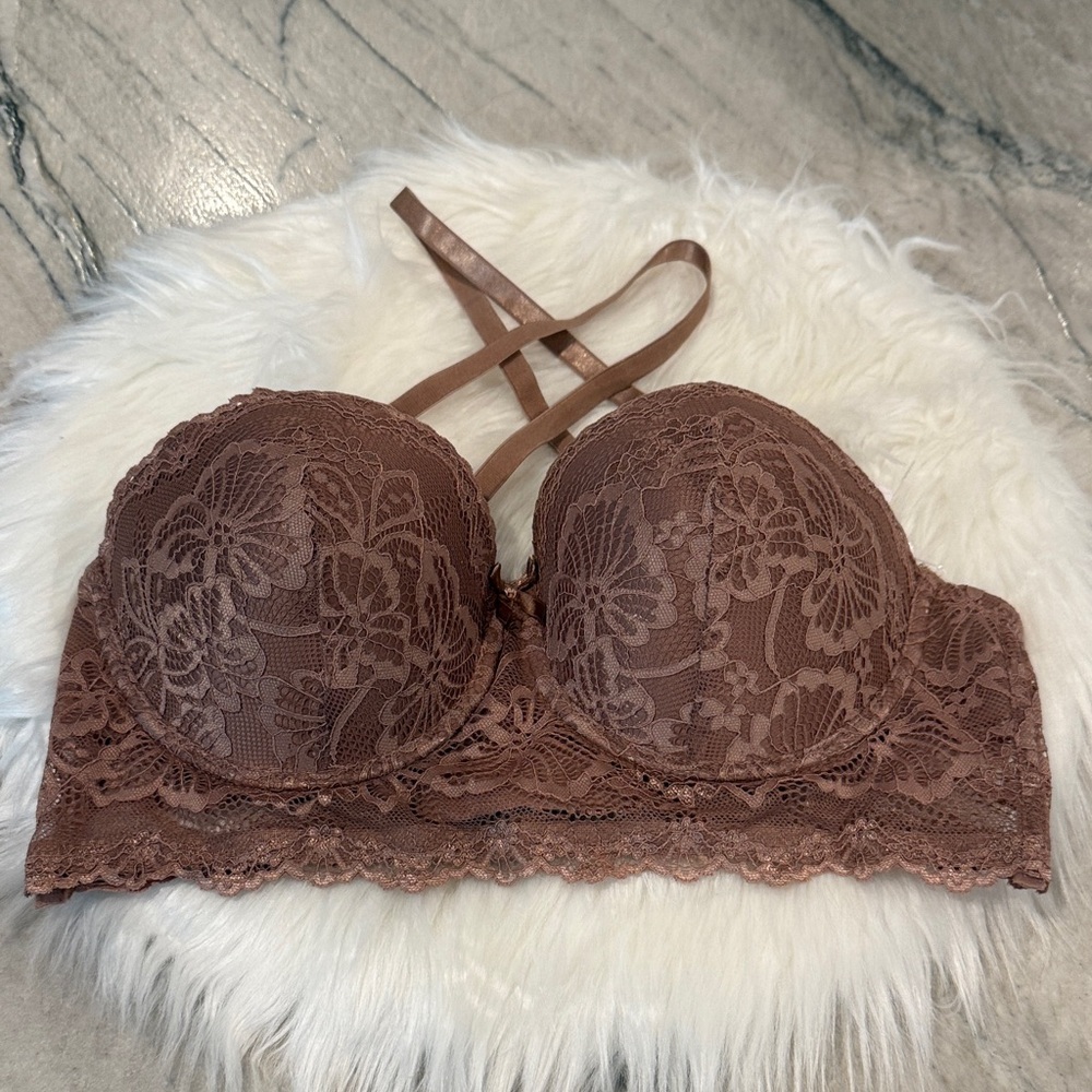 Lightly convertible push-up Lace Bra in Brown/mocha
